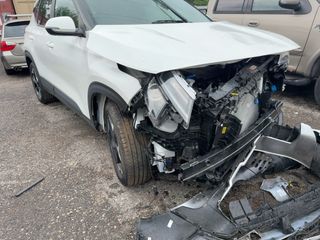 2025 Kia Seltos EX - Primary Damage Right Image